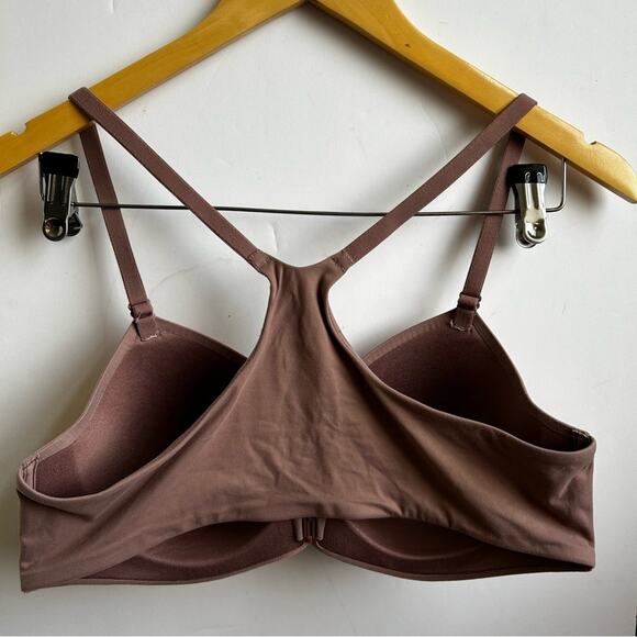 Soma Enbliss Front-Close Racerback Bra in French Mauve - Picture 3 of 4